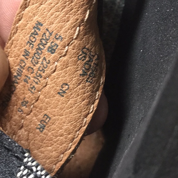 Coach Sandals - Picture 5 of 6